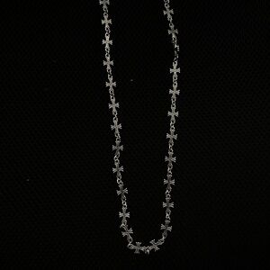 Elegant Silver Necklace